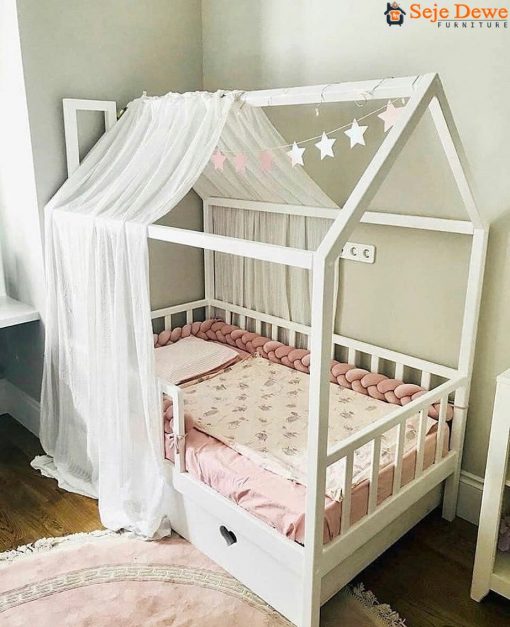 House baby cot