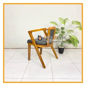 Kursi makan jati jepara