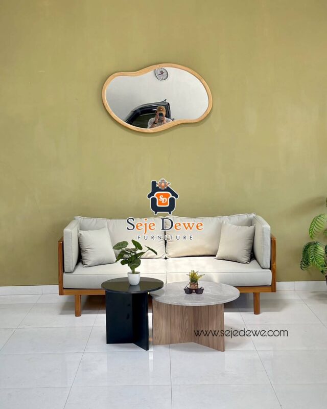 Sofa Kombinasi Kayu